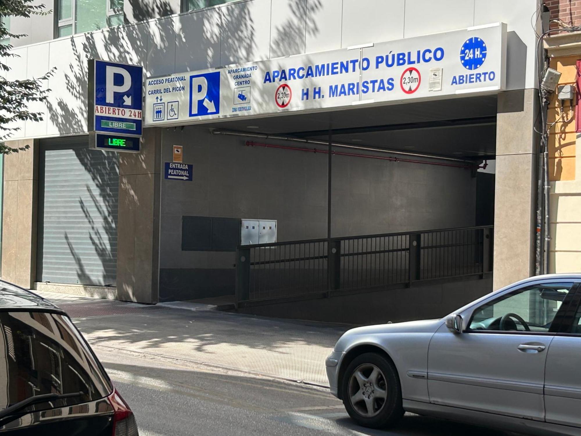 Haza Royal Apartment Гранада Екстериор снимка